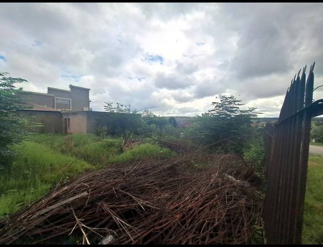 LAND FOR SALE IN HEUWELOORD